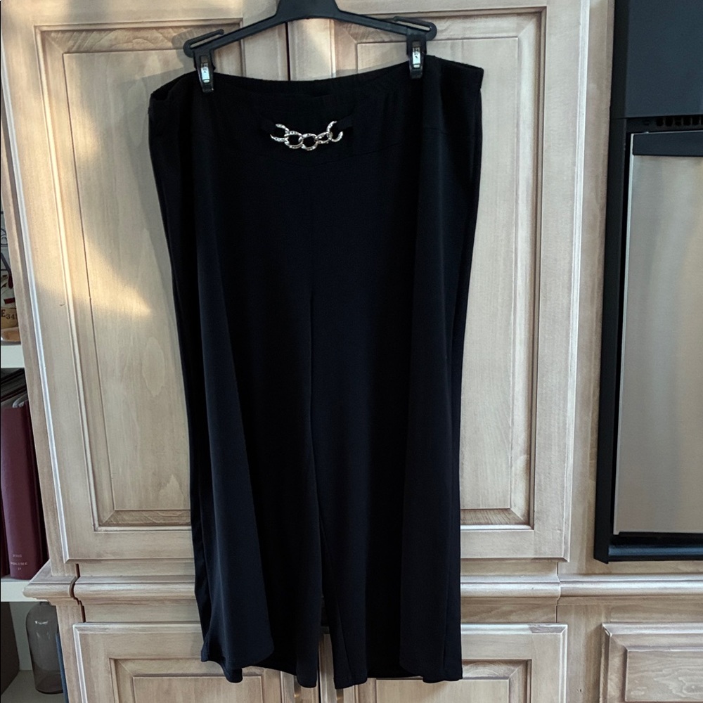 Black Essentials Wide-Leg Pants with Silver Chain Detail Sz 14/16W